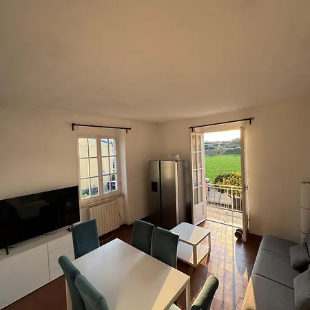 Apartment Emiliana House